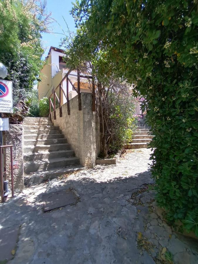 Villa DomoMea - La Casa di Anna Marongiu Esterno foto